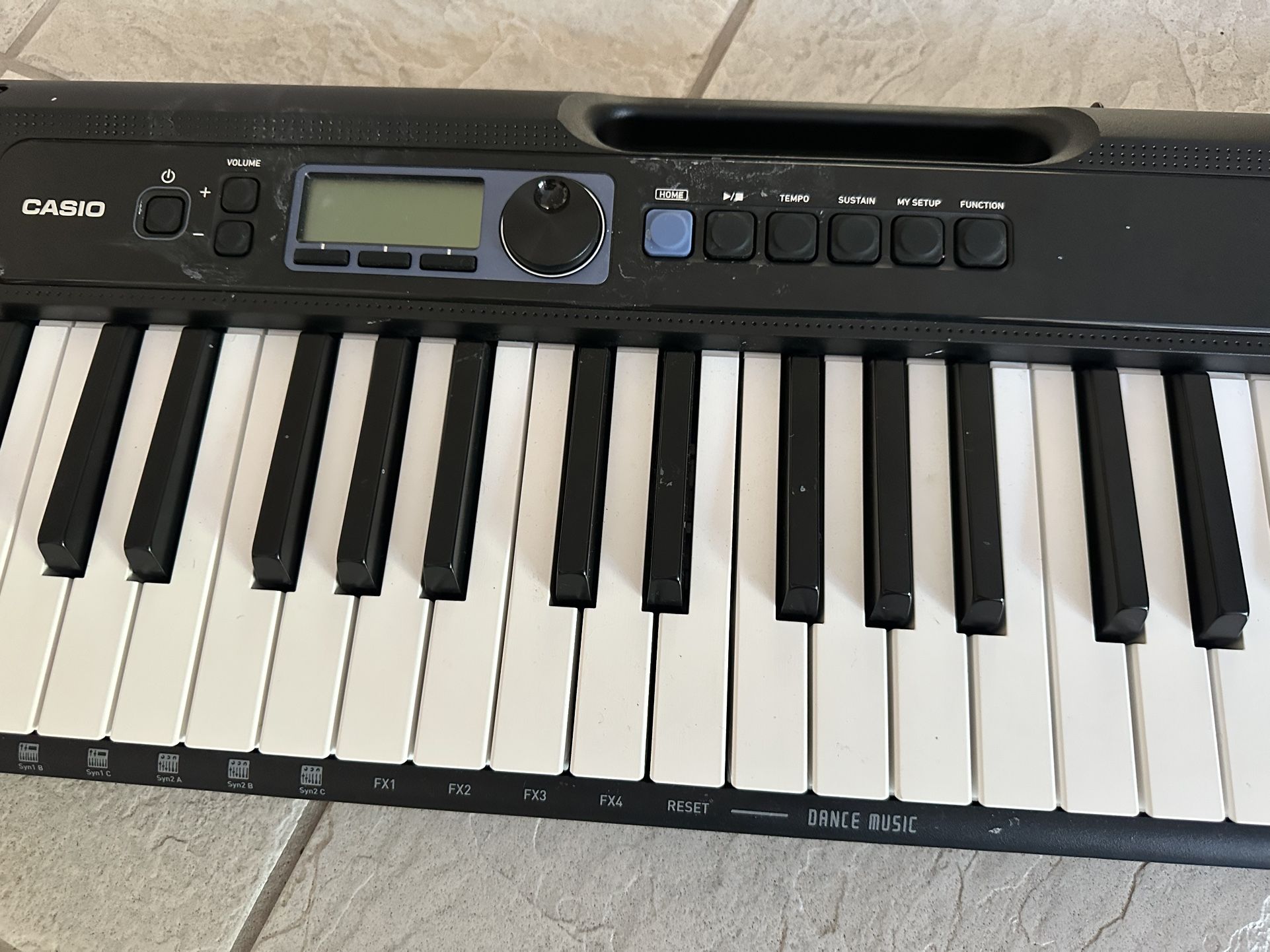 Used Casio CT-S190 Digital Piano