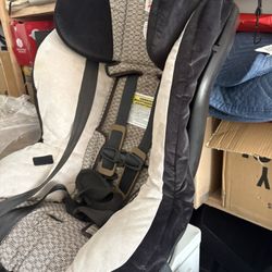Britax Boulevard 70 Car Seat – Clean – Great Condition