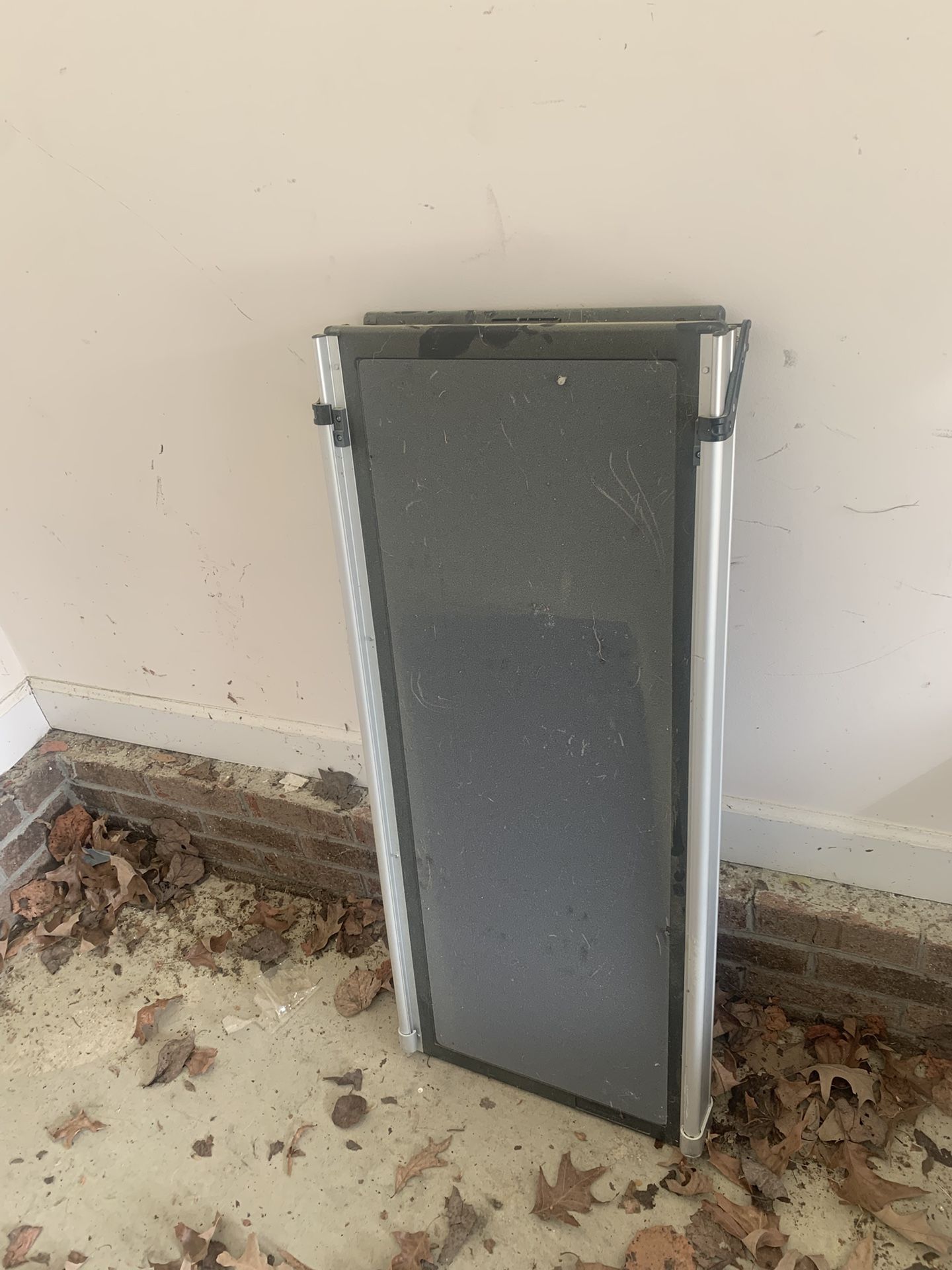 Telescopic Dog Ramp