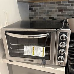 Large KitchenAid Toaster Oven