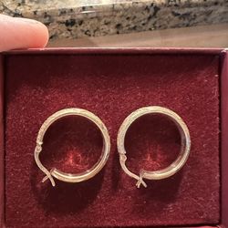 14K Gold Diamond Cut Hoop Earrings