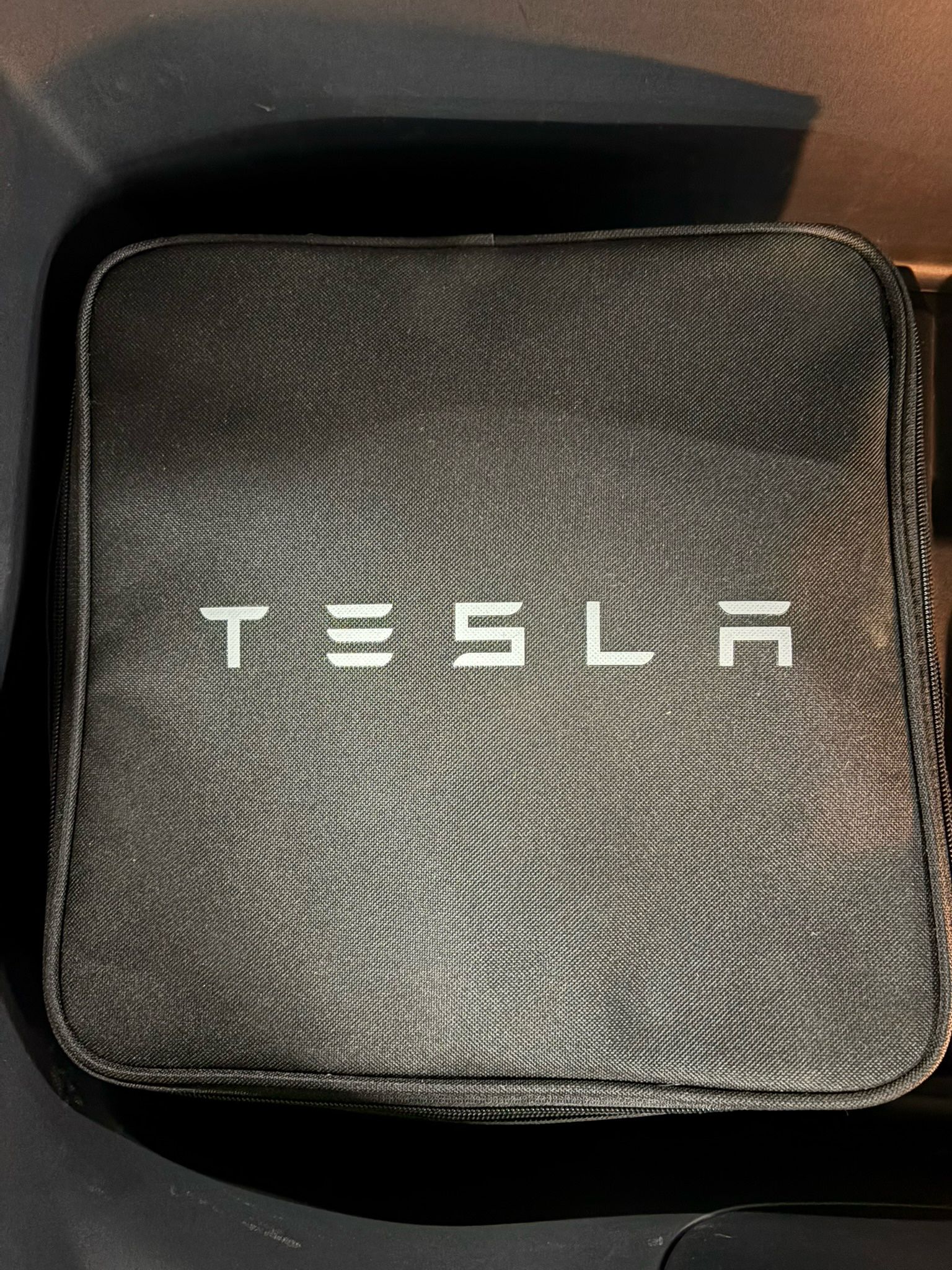 Tesla Mobile Charger