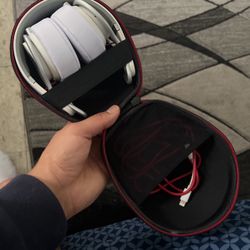 Beats Mixr Headphones 