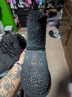 Rhinestone bearpaw boots