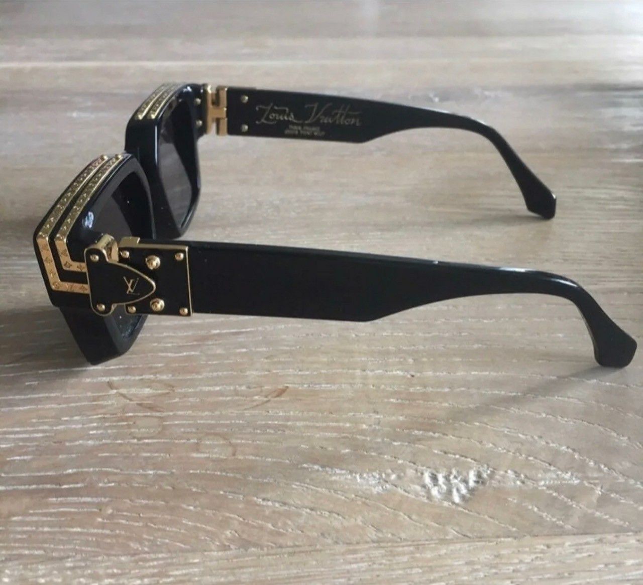 Louis Vuitton 1:1 Millionaire Sunglasses by Virgil Abloh for Sale in ...