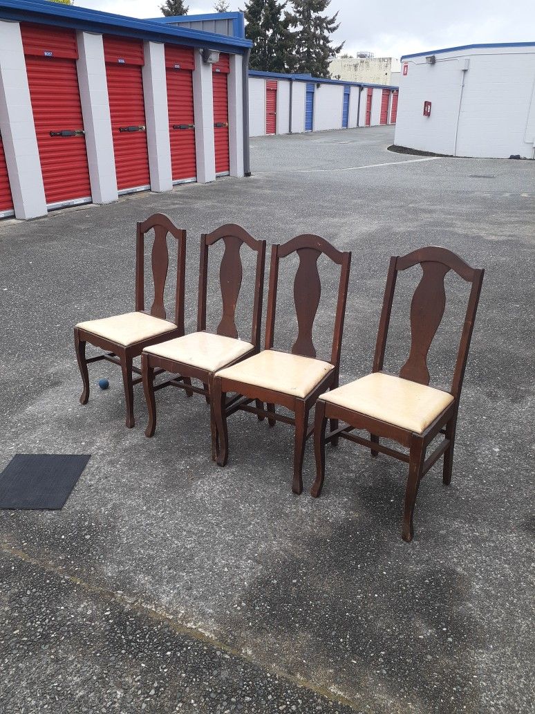 Set Of 4 Antique Chairs.