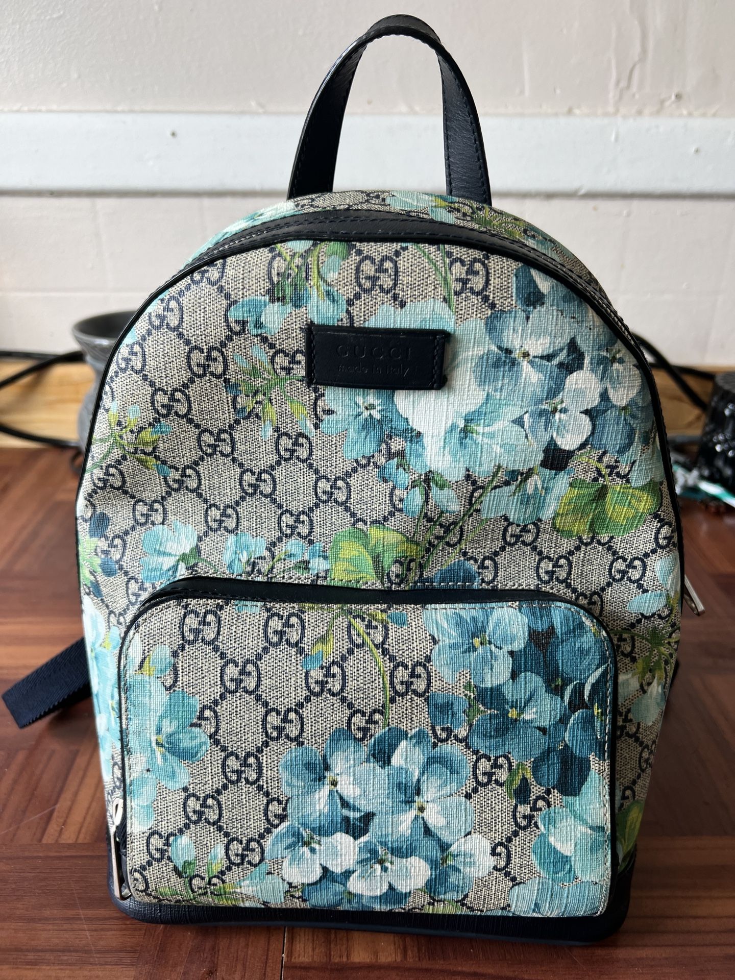 Gucci Supreme Book bag