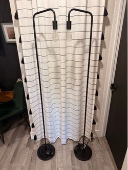 Minimalist Metal Floor Lamps (2)