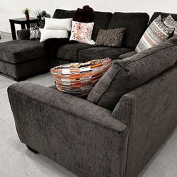 Made In USA Posh U Shape Charcoal Color Sectional With Chaise Brand New In Stock