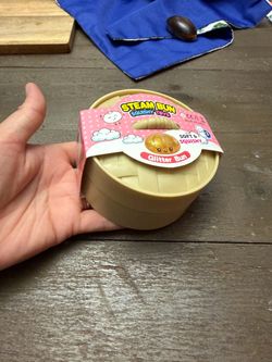 Steam bun squishy toy