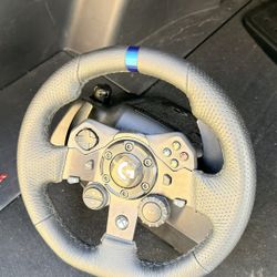 Logitech G923 Racing Wheel w/ Shifter