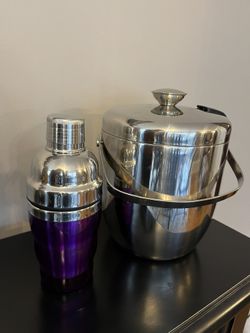 Bar Set - Ice Bucket And Shaker