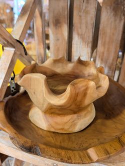 Organic shallow bowl