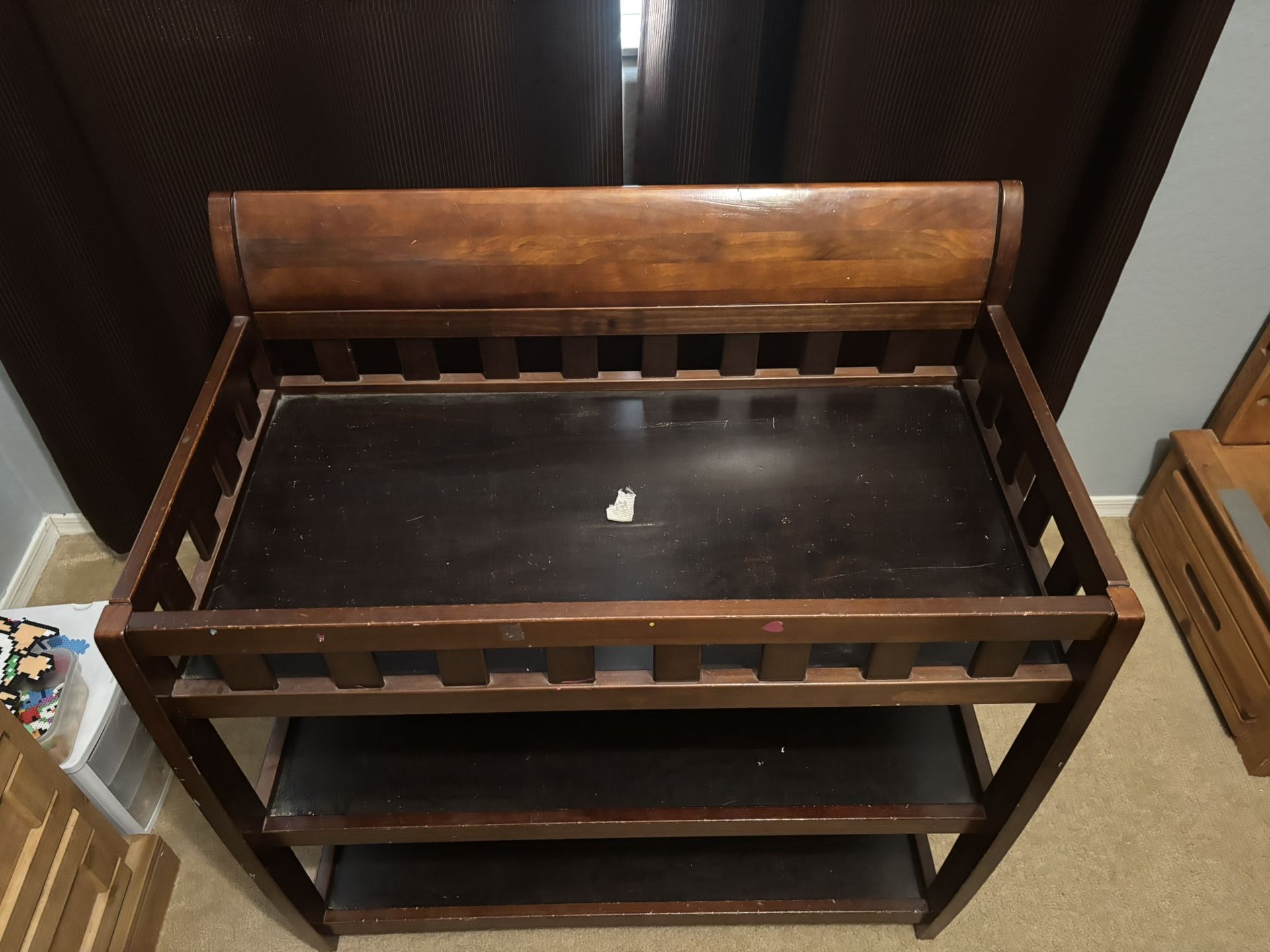 Delta Changing Table