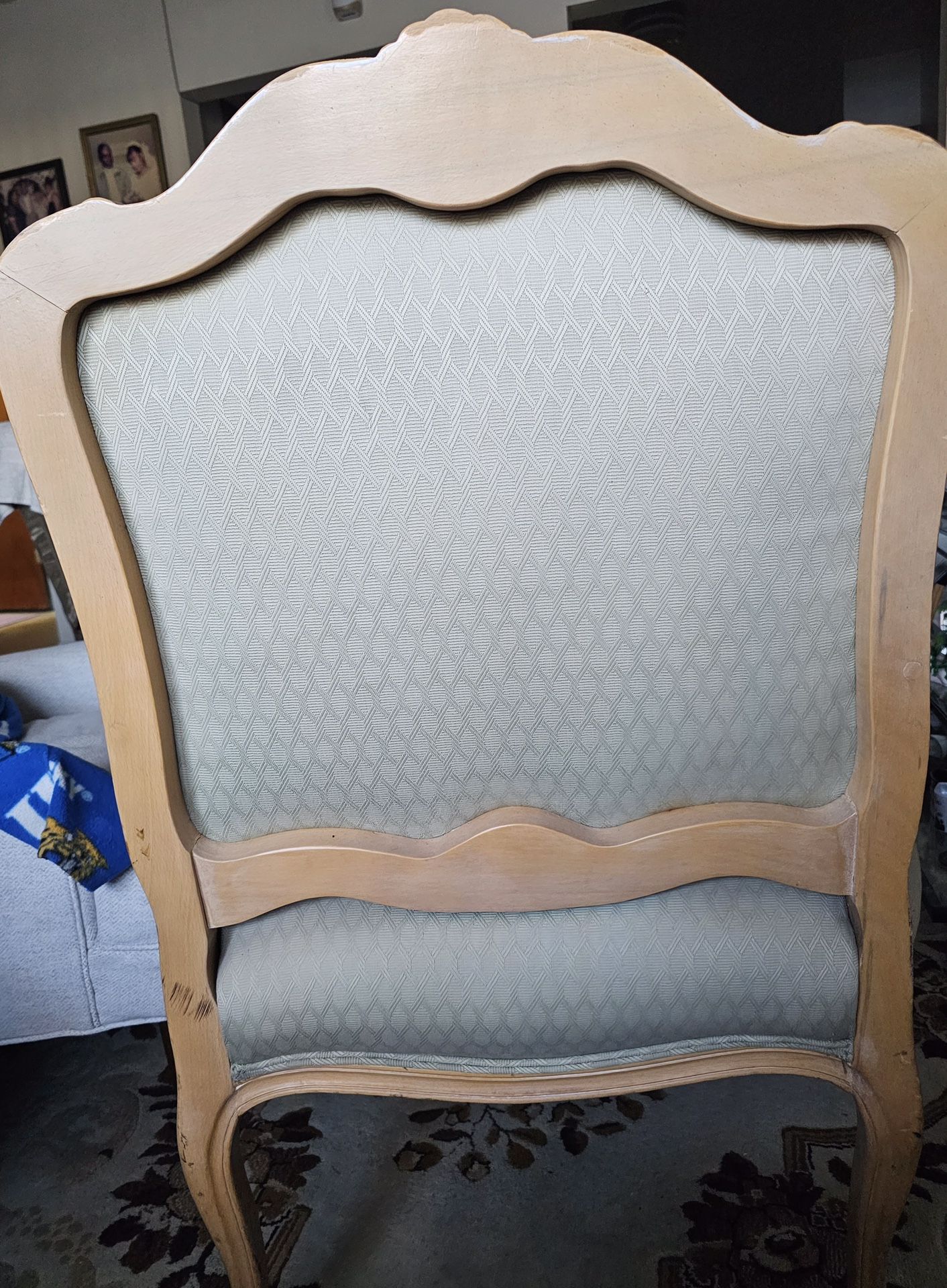 Antiques Chair