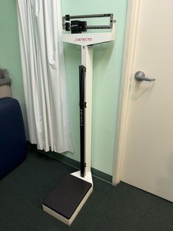 DETECTO Mechanical Physician Beam Scale (Dual Reading KG/LB)