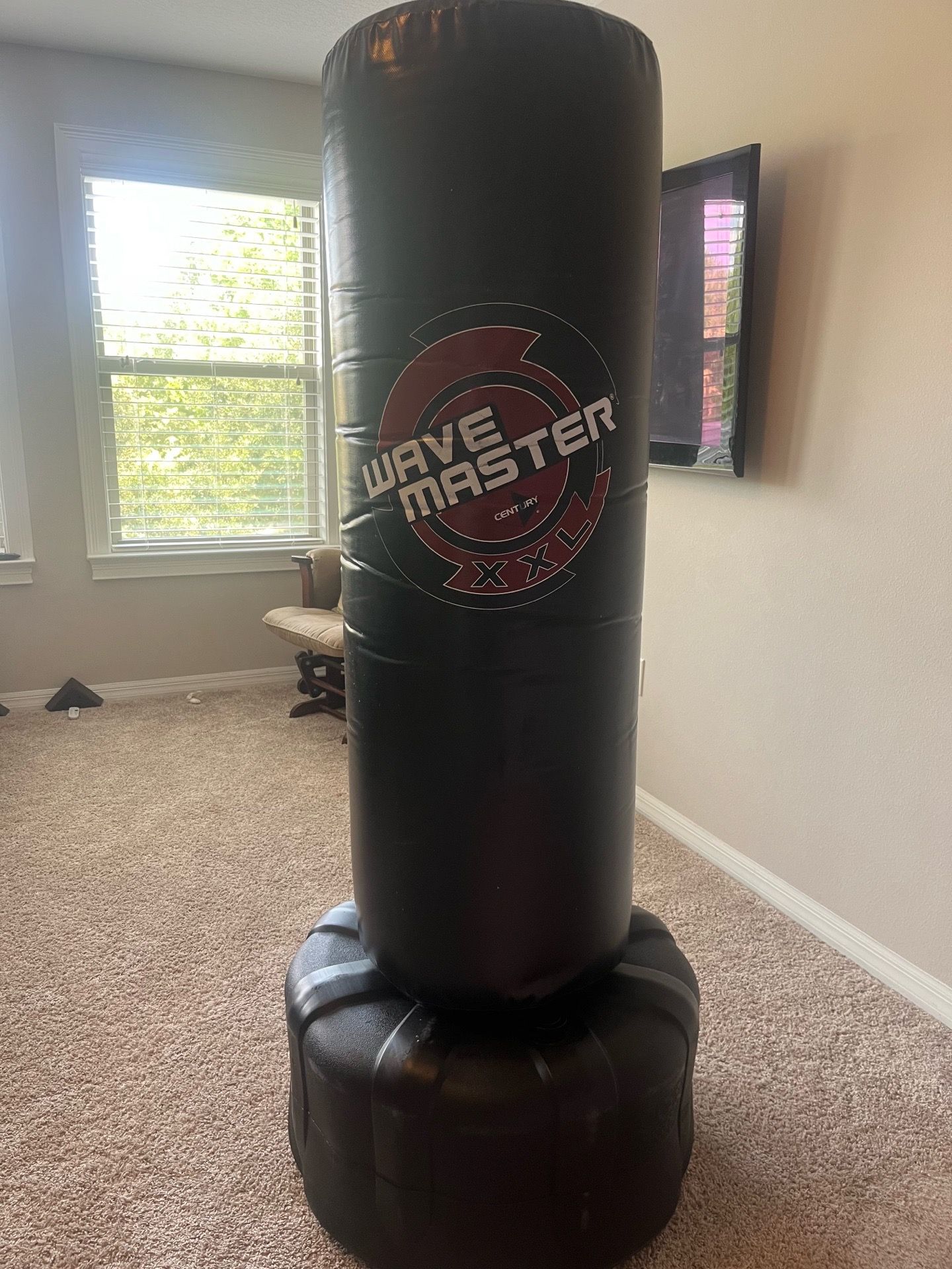 Wave master XXL punching bag in excellent condition
