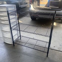 Metal shelf unit 