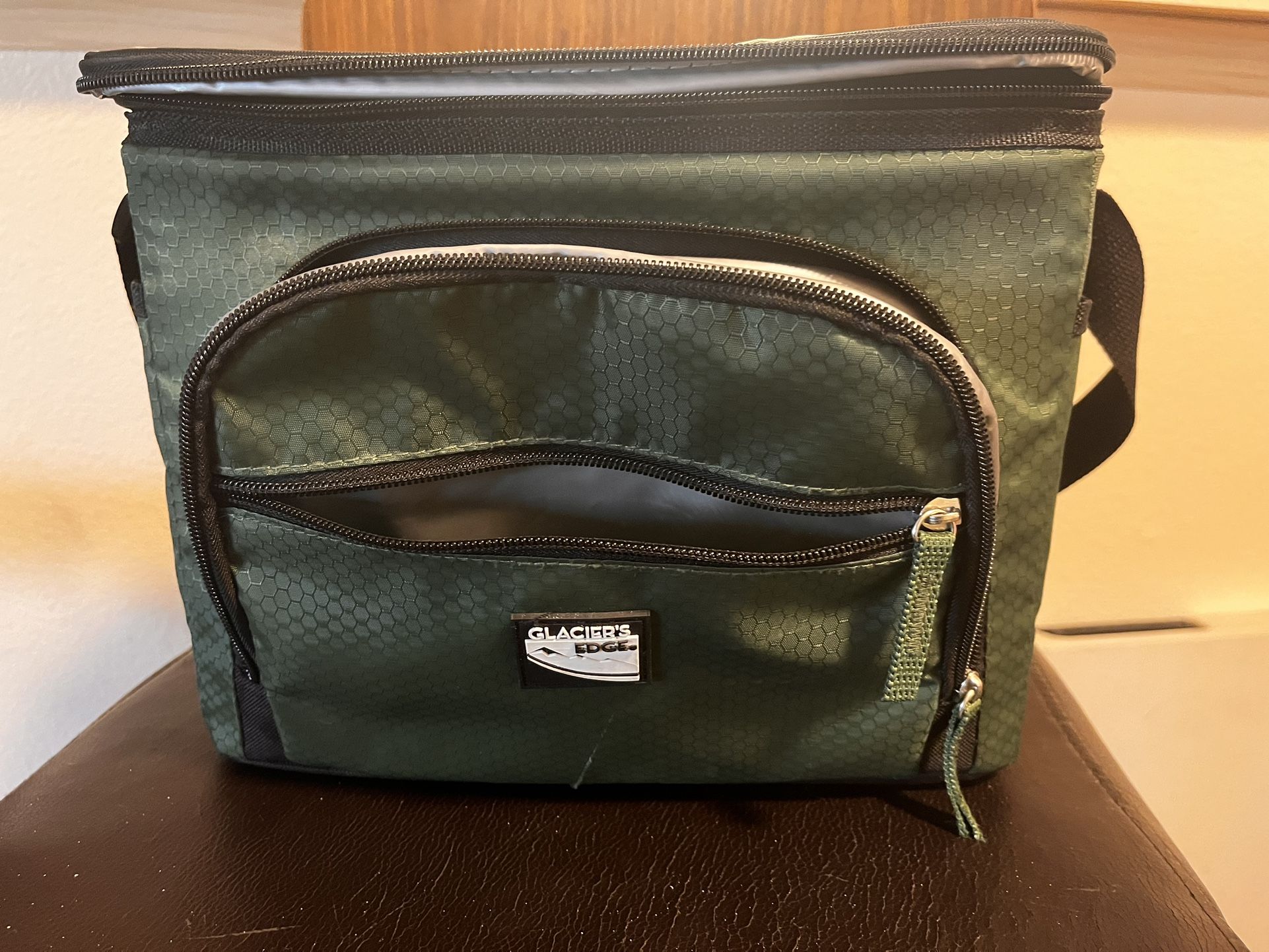 Glaciers Edge Cooler