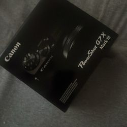 Canon G7X Mark III
