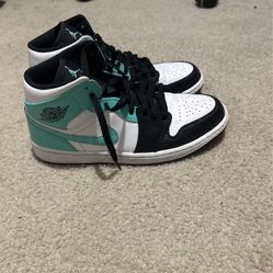 Jordan 1 Tropical Twist 