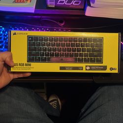 Corsair K65 RGB Mini