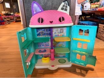Gabby dollhouse