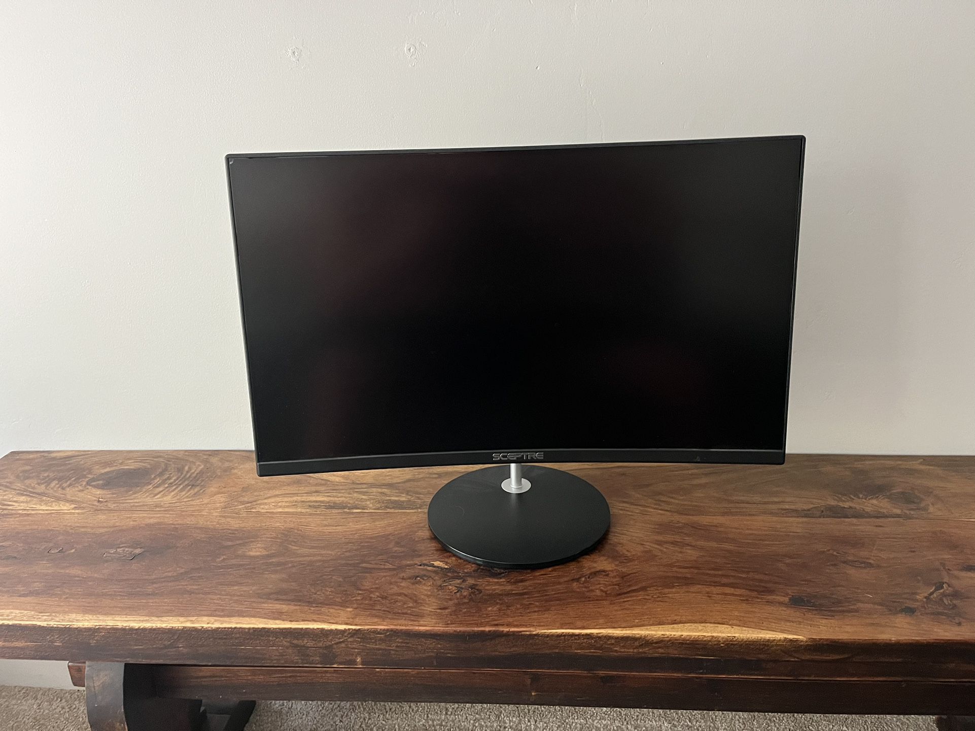 Scepter Curved 24in Monitor
