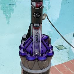 Dyson  Vacuum  