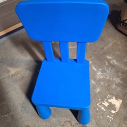 Free Ikea Kids Plastic Chair