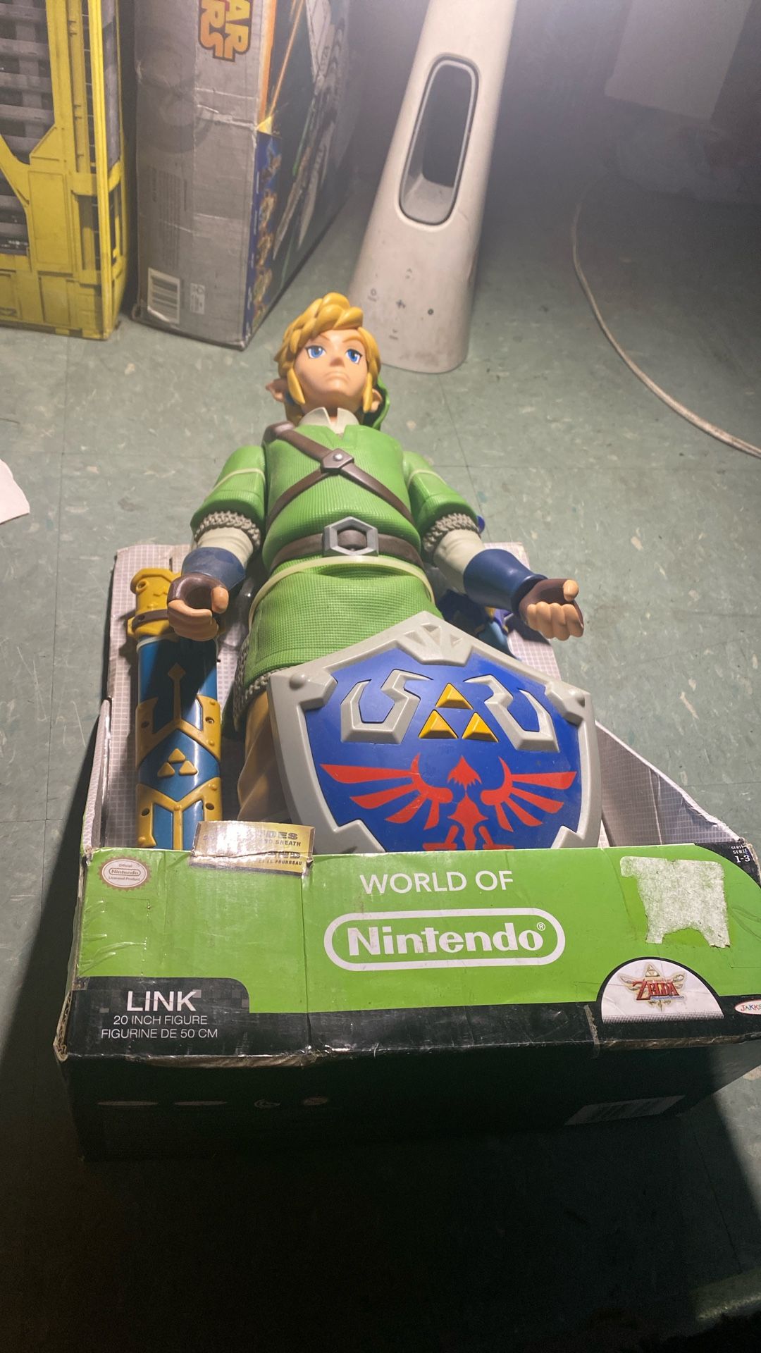 Nintendo Link 20 Inch