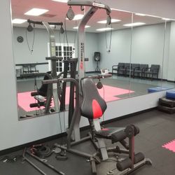 Bow Flex home Gym 