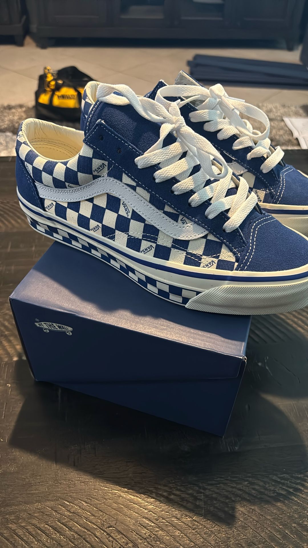 VANS Brand New