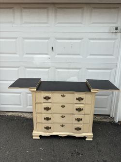 Vintage Flip Top Server