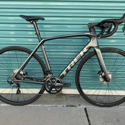 TREK EMONDA SL6 CARBON FIBER ROAD BIKE 