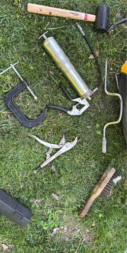 Brake and drum tools