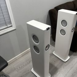 KEF LS60 Wireless System (Mineral White)