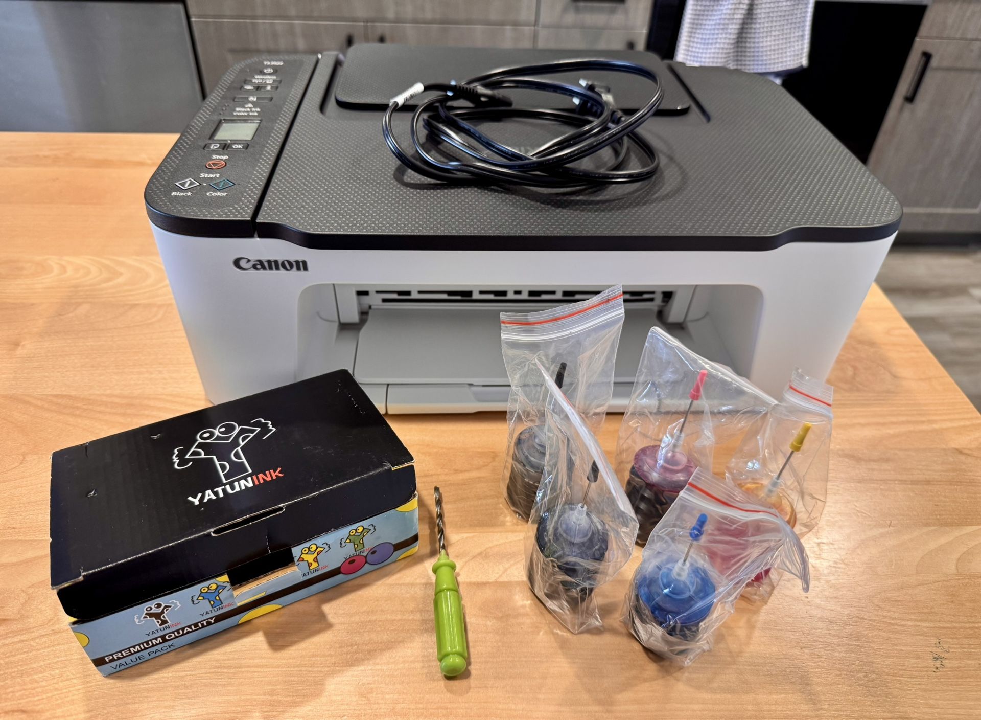 Canon Pixma TS3522 Wireless All-in-One Printer + Refill Ink Kit