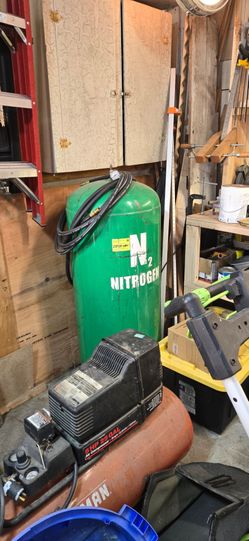 Air tank