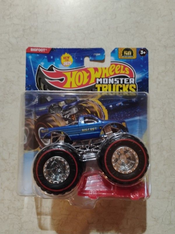 Hot Wheels Monster Trucks Big Foot 50th Anniversary Treasure Hunt