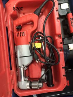 Milwaukee 1/2 right angle Drill Kit.