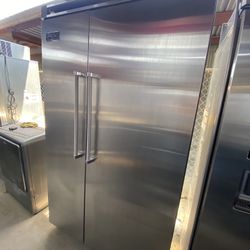 Viking Refrigerator Stainless