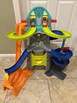 Fisher-Price Little People Launch And Loop Raceway