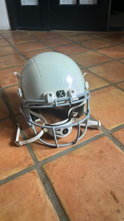 xzinith youth football helmet