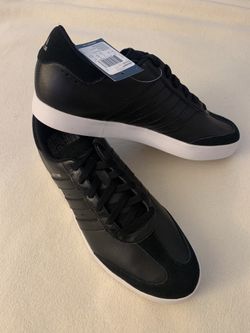 Adidas adicross V spikeless golf shoes! 10.5 Brand New!