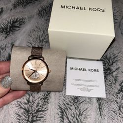 Brand New Rose Gold Michael Kors Watch
