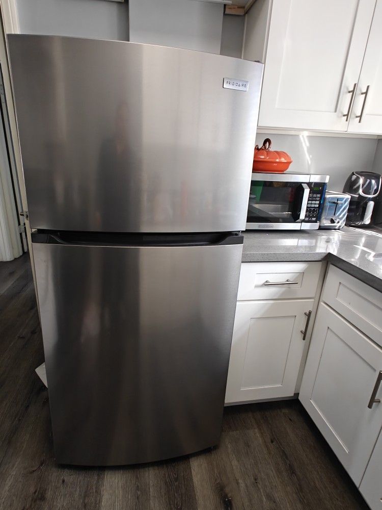 Frigidaire Stainless Steel 60 1/2 Inch Top Freezer Refrigerator