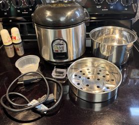 Oyama Rice Cooker & Steamer -  10 Cup Capacity