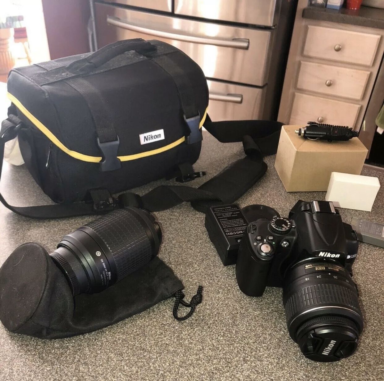 Nikon D5000 Digital SLR Camera with 18-55mm VR Lens & 55-200 mm Lens