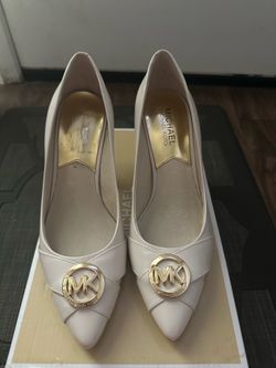 MK shoes, Size 6.5